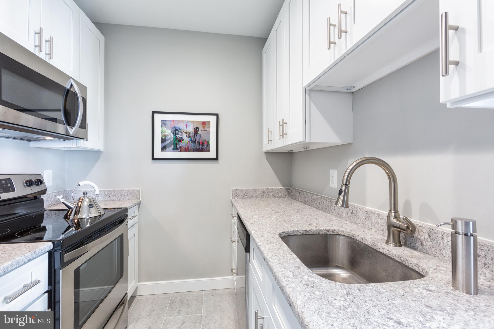 3299 K Street Northwest, Unit 402 Washington, DC 20007 - Photo 9 of 20 Kitchen