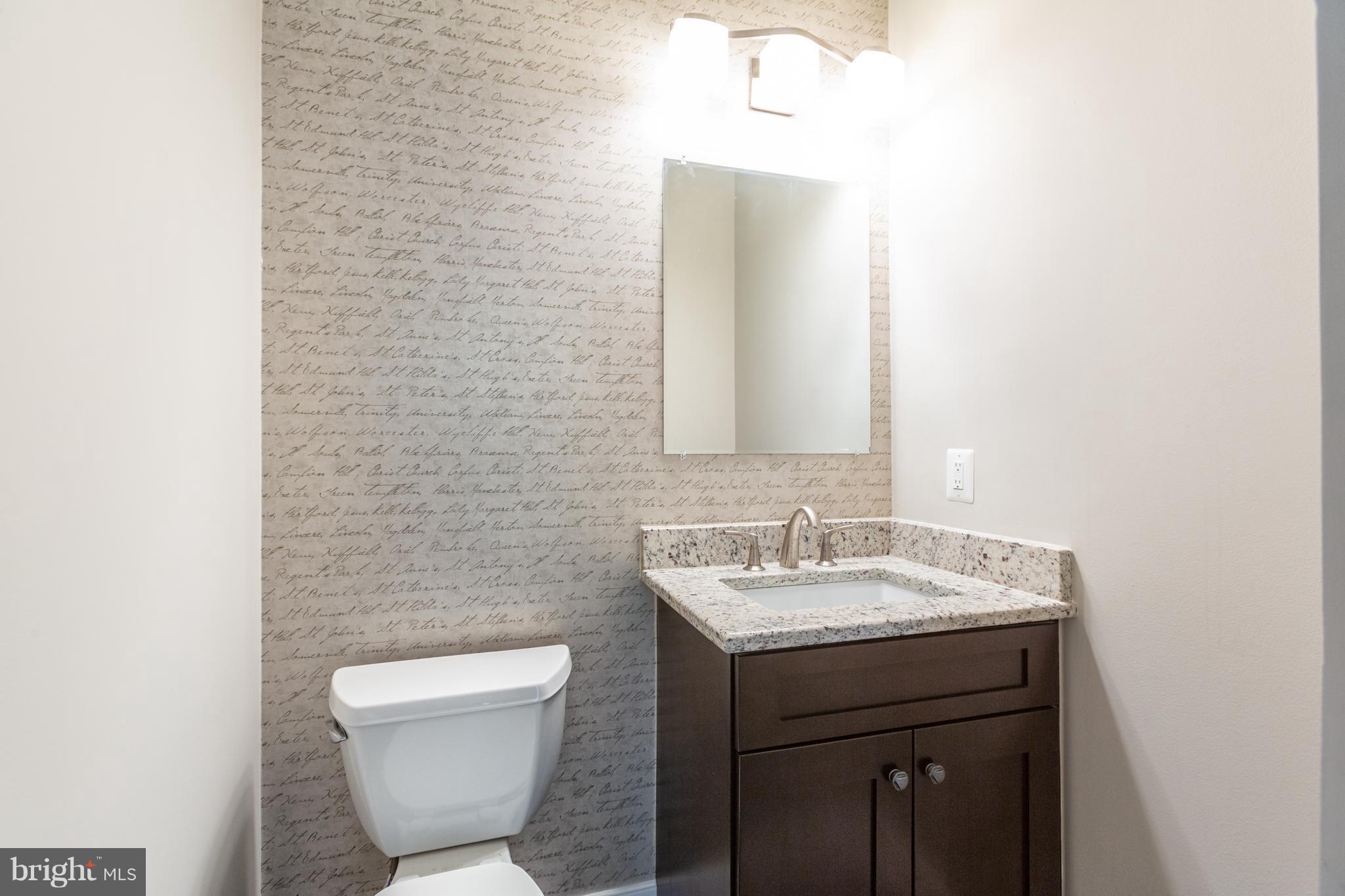 3299 K Street Northwest, Unit 402 Washington, DC 20007 - Photo 10 of 20 Powder room