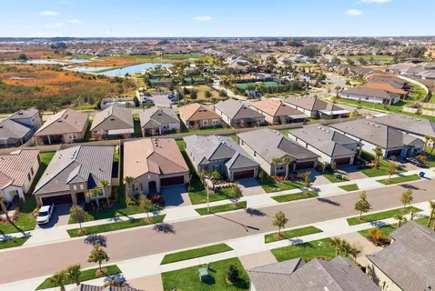$364,999 | 10661 Tupper Cay Drive, San Antonio, FL 33576