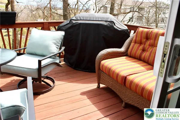 $2,595 | 244 Milkweed Drive, Allentown, PA 18104