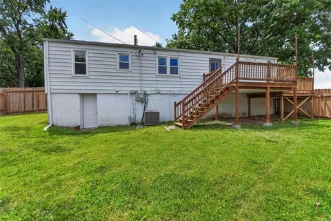 $360,000 | 8521 Goodman Street, Overland Park, KS 66212