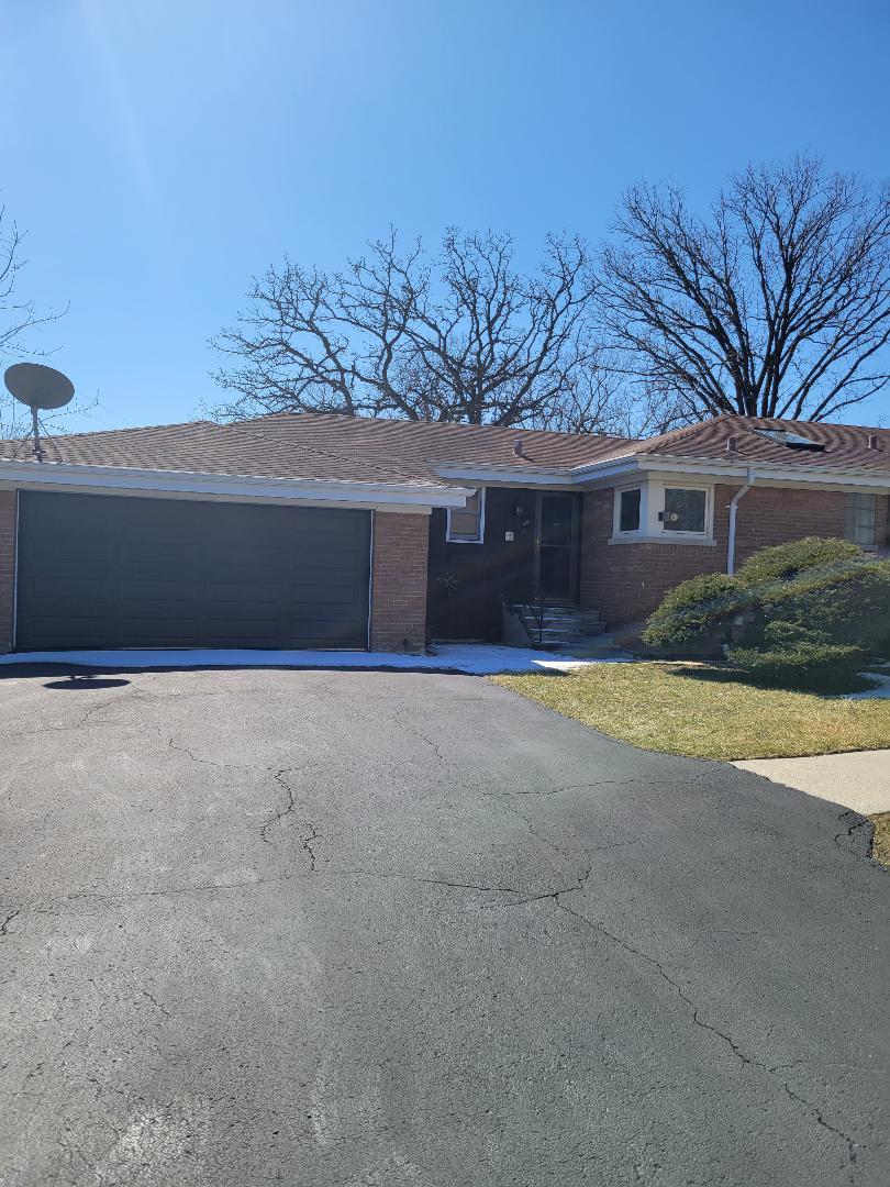 832 Exmoor Road Olympia Fields, IL 60461 - Photo 2 of 2 a view of swimming pool with an outdoor space