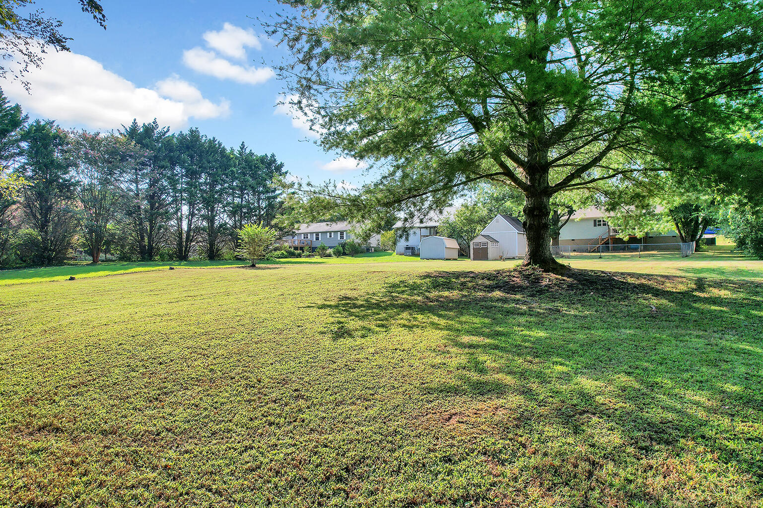 320 Circle R Drive Benton, TN 37307 - Photo 23 of 28 23
