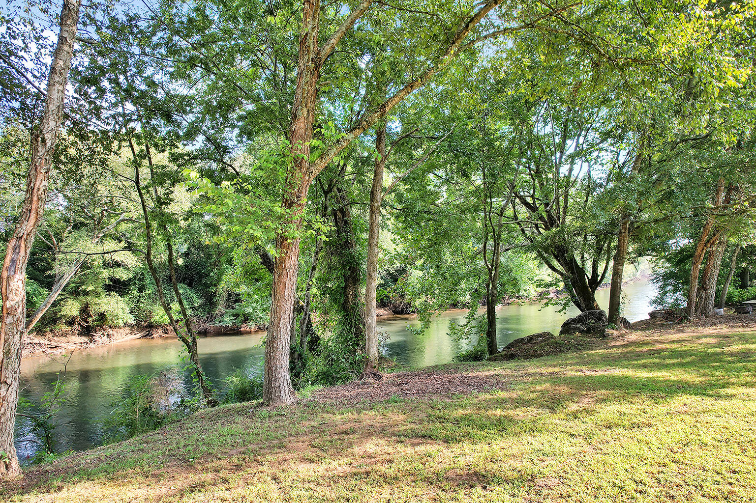 320 Circle R Drive Benton, TN 37307 - Photo 24 of 28 24