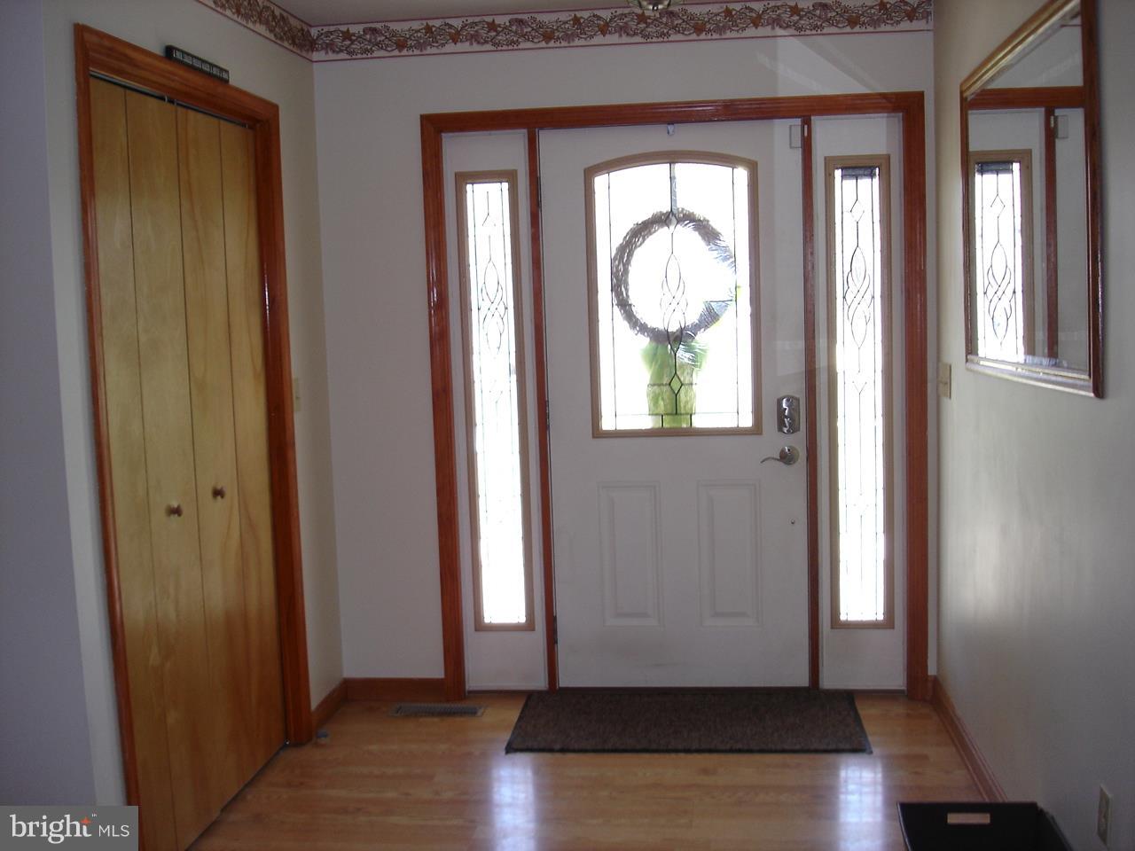 398 Montclair Road Gettysburg, PA 17325 - Photo 3 of 44