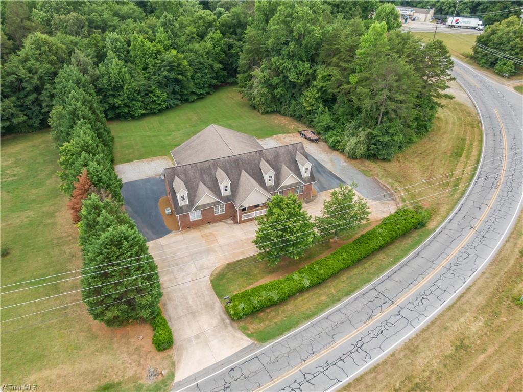 6550 Styers Ferry Road Clemmons, NC 27012 - Photo 14 of 33