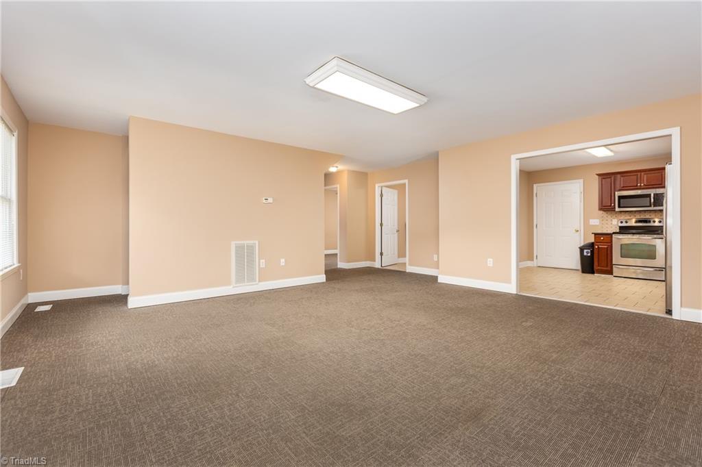 6550 Styers Ferry Road Clemmons, NC 27012 - Photo 8 of 33