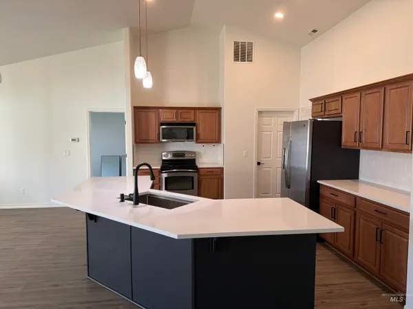 $399,900 | 517 West 13th Avenue, Jerome, ID 83338