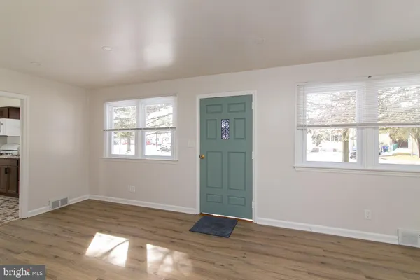 $2,300 | 1001 Armistice Drive, Burlington, NJ 08016