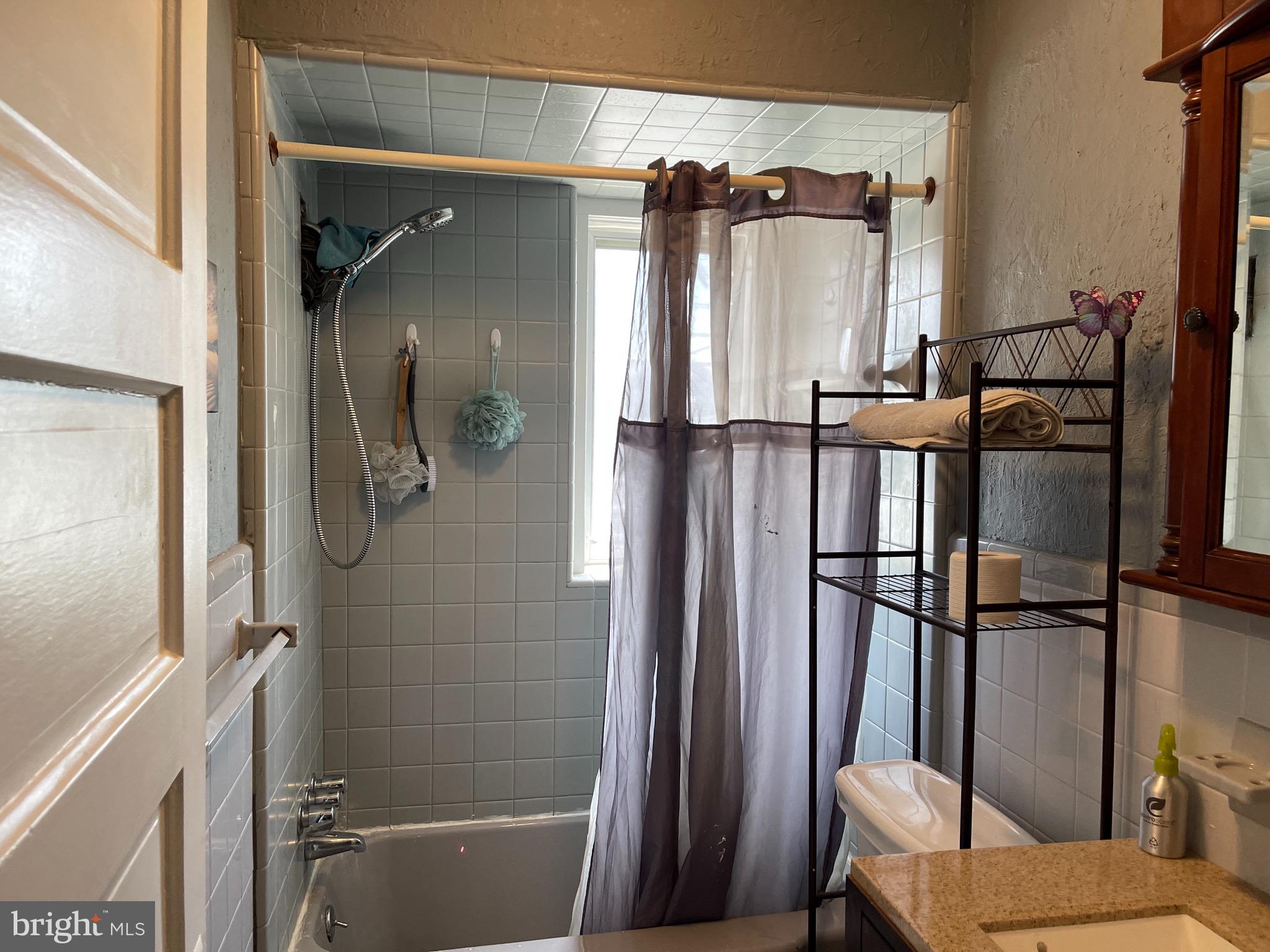 122 Pershing Road Brooklawn, NJ 08030 - Photo 8 of 13