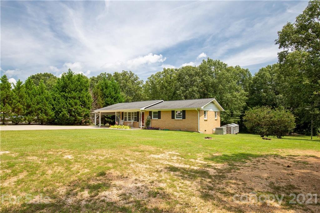 1240 Bailey Road Lancaster, SC 29720 - Photo 2 of 20 Gallery Image 2
