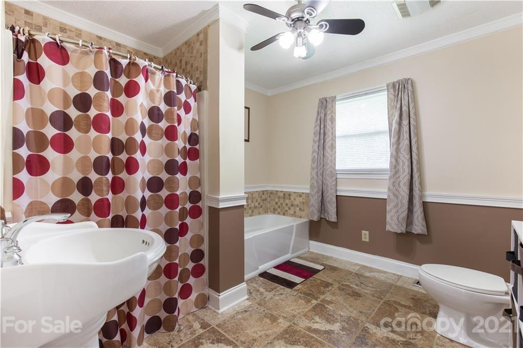 1240 Bailey Road Lancaster, SC 29720 - Photo 11 of 20 Gallery Image 11