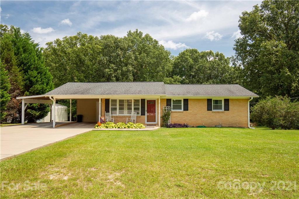 1240 Bailey Road Lancaster, SC 29720 - Photo 3 of 20 Gallery Image 3
