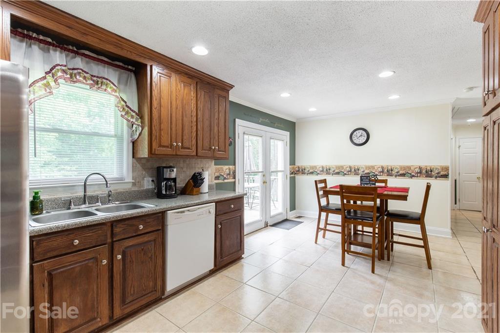 1240 Bailey Road Lancaster, SC 29720 - Photo 10 of 20 Gallery Image 10