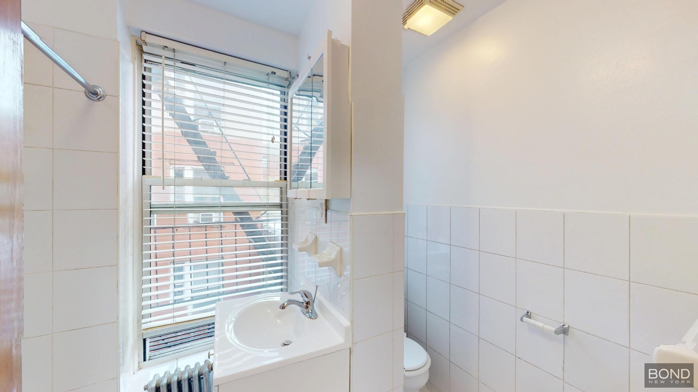 20 Spring Street, Unit 10 Manhattan, NY 10012 - Photo 9 of 11 Photo 9