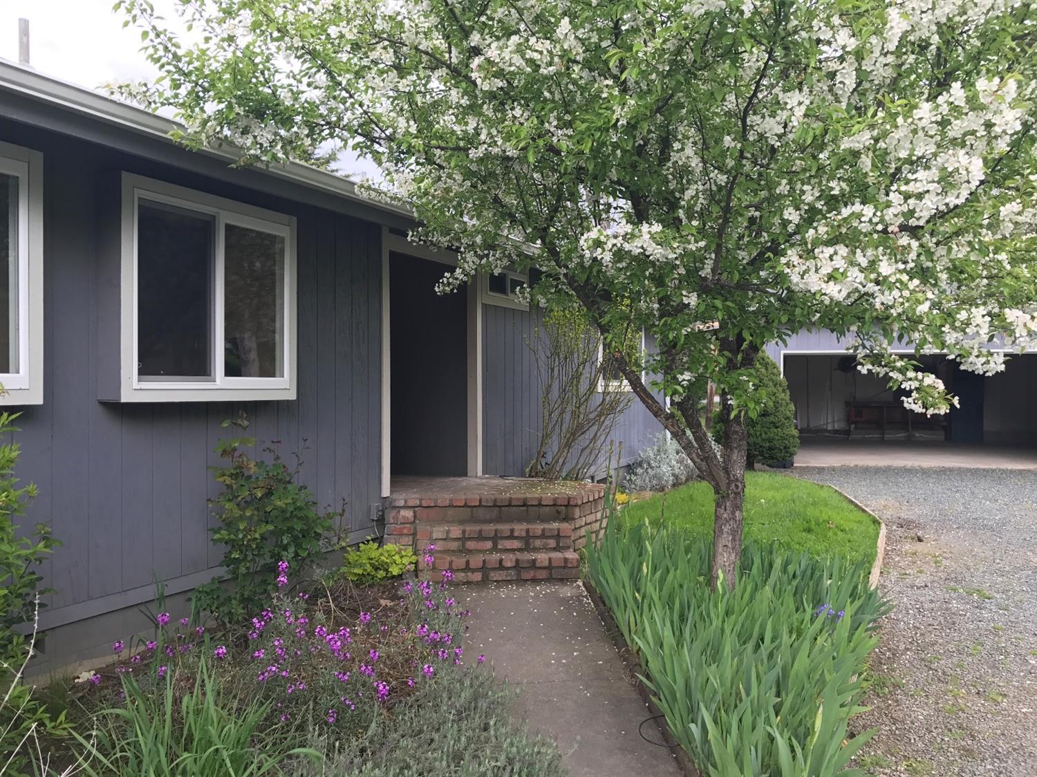 1004 Pleasant Valley Road Merlin, OR 97532 - Photo 2 of 2 Additional Photo