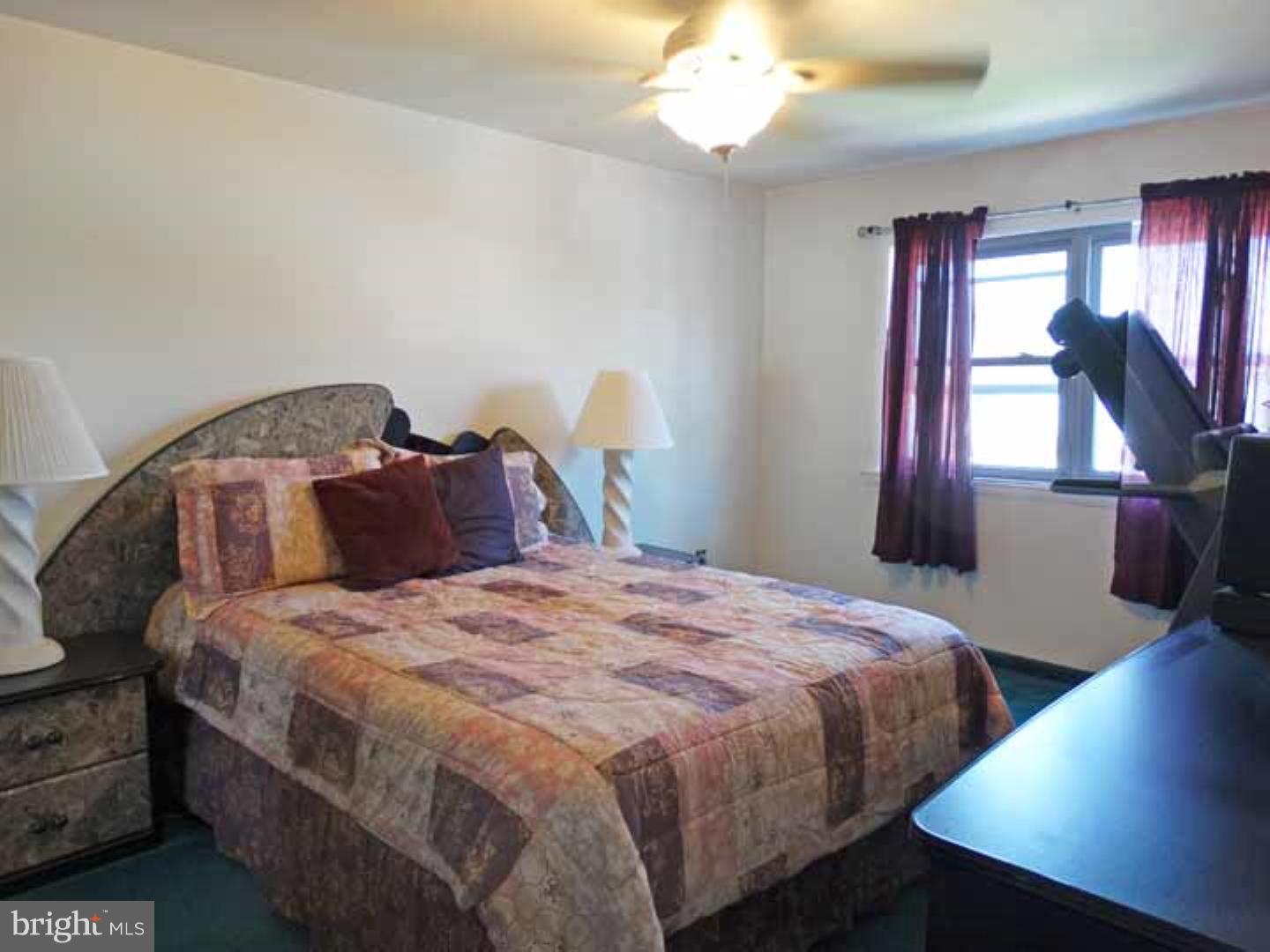 12112 Medford Road Philadelphia, PA 19154 - Photo 15 of 23