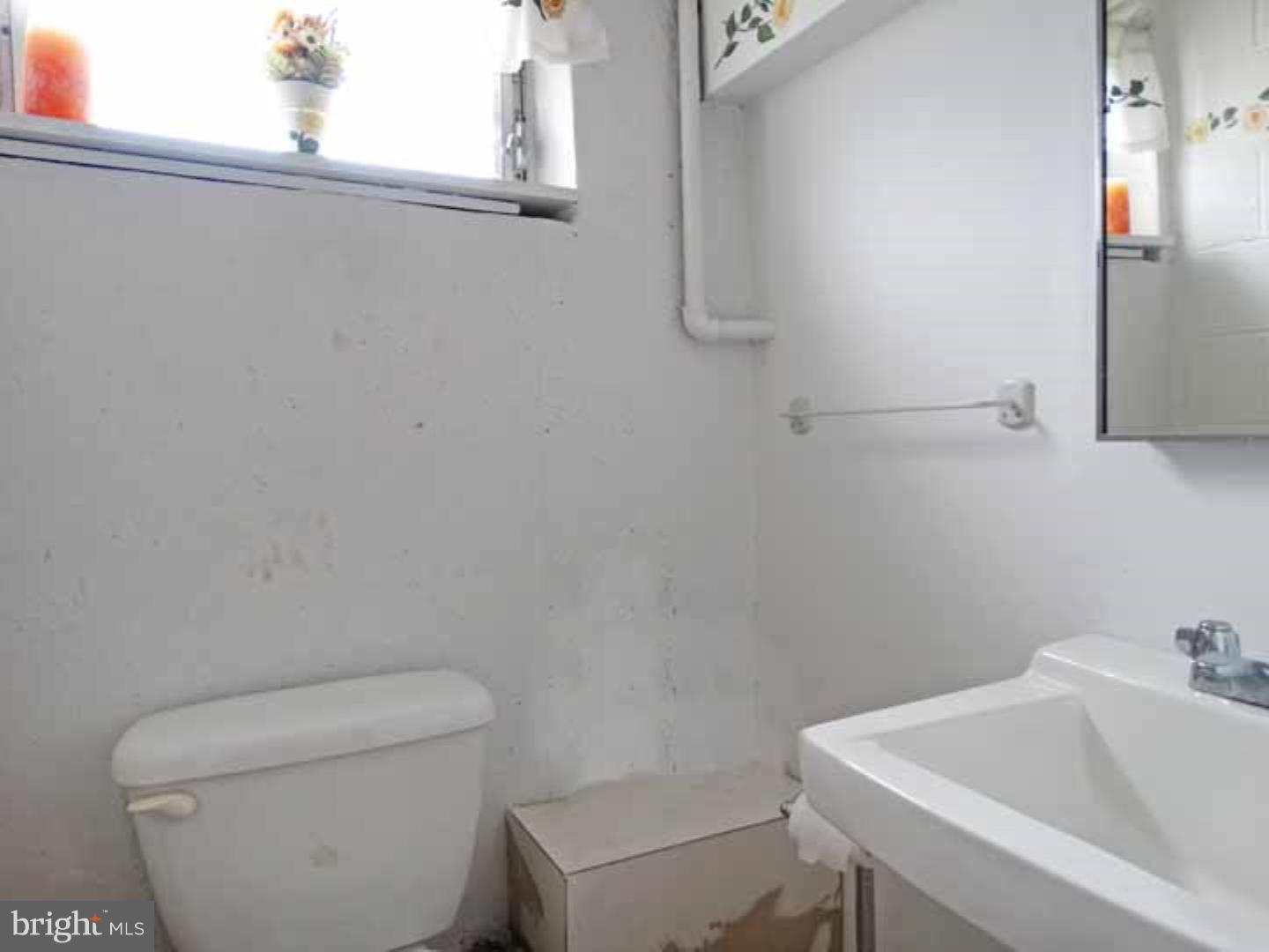 12112 Medford Road Philadelphia, PA 19154 - Photo 20 of 23
