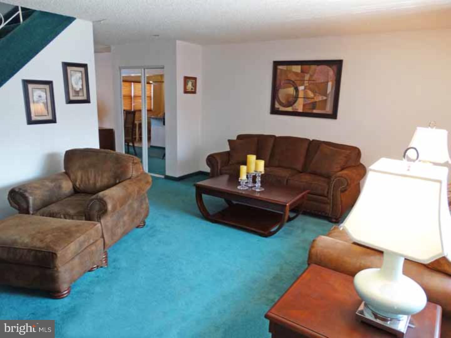 12112 Medford Road Philadelphia, PA 19154 - Photo 4 of 23