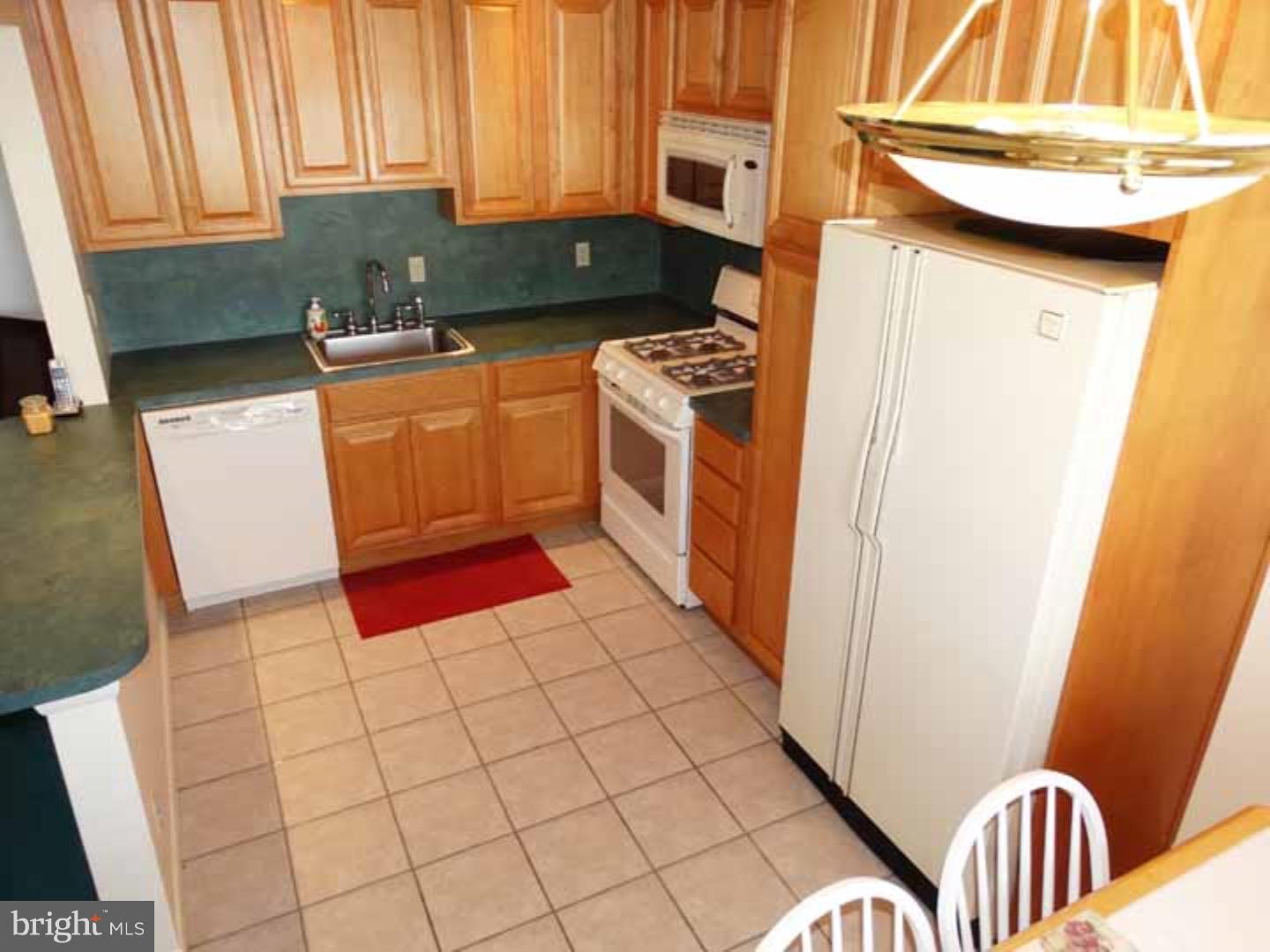 12112 Medford Road Philadelphia, PA 19154 - Photo 8 of 23