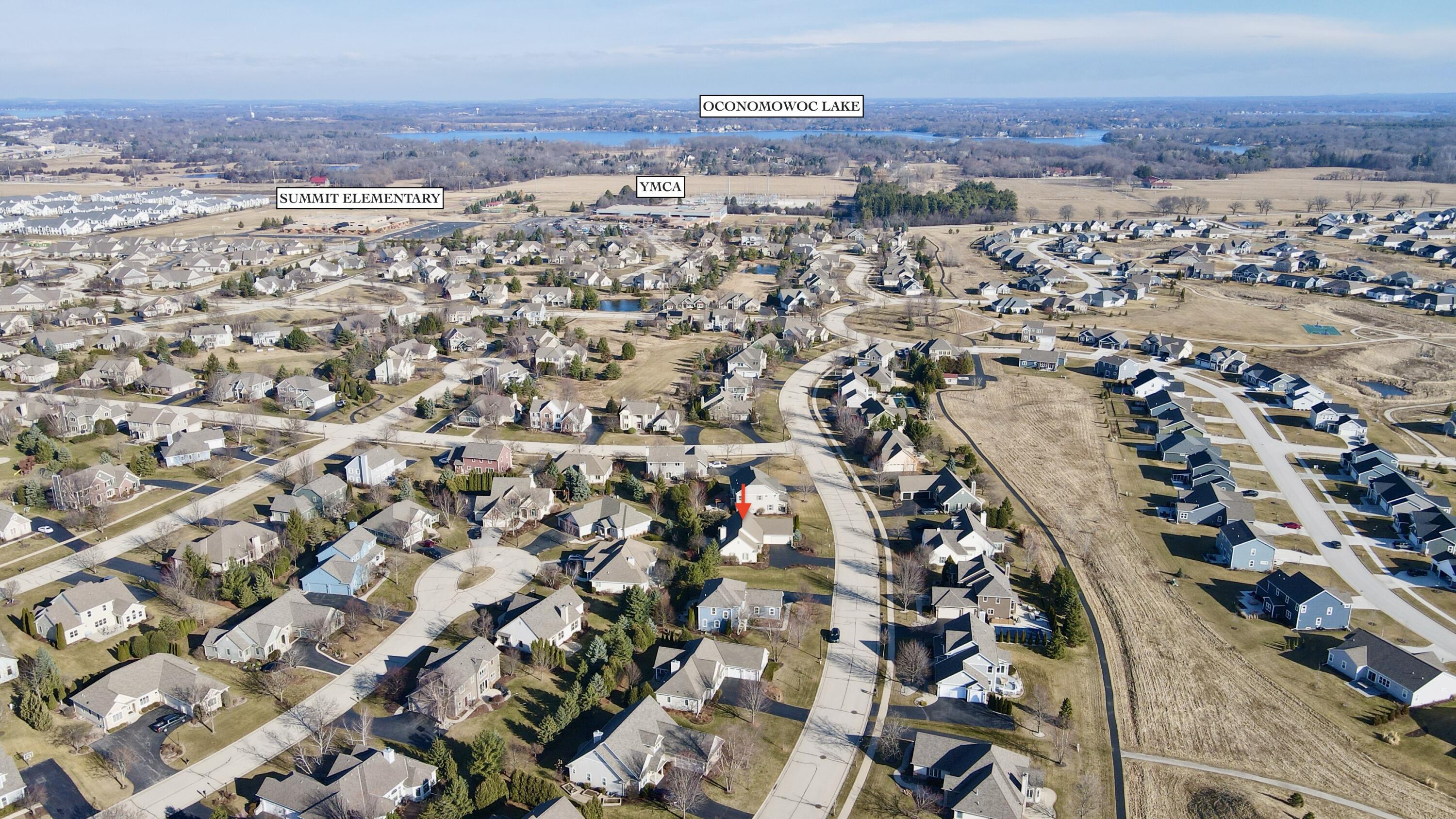 1864 River Lakes Road South Oconomowoc, WI 53066 - Photo 39 of 44 North Aerial