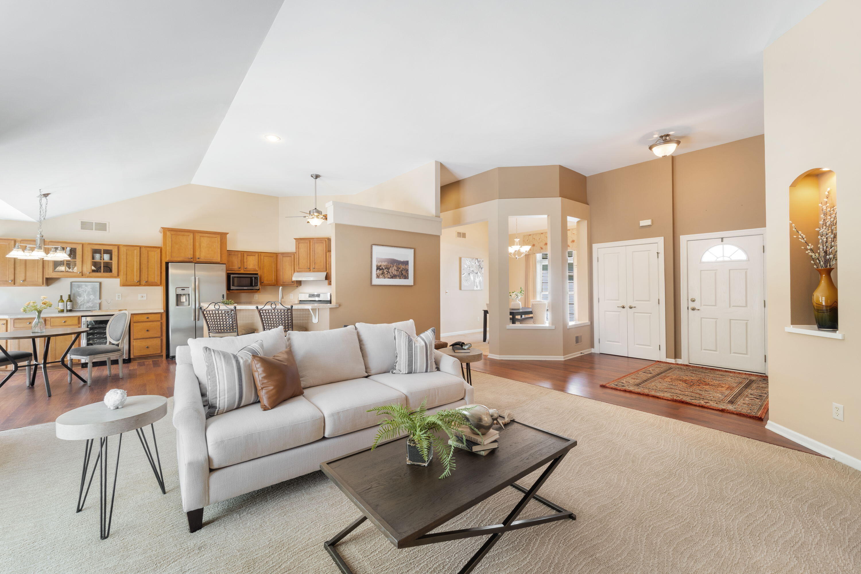 1864 River Lakes Road South Oconomowoc, WI 53066 - Photo 4 of 44 Open Concept Living