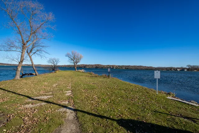 $49,900 | 416 South Cogswell Drive, Unit 19, Silver Lake, WI 53170