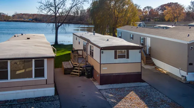 $49,900 | 416 South Cogswell Drive, Unit 19, Silver Lake, WI 53170