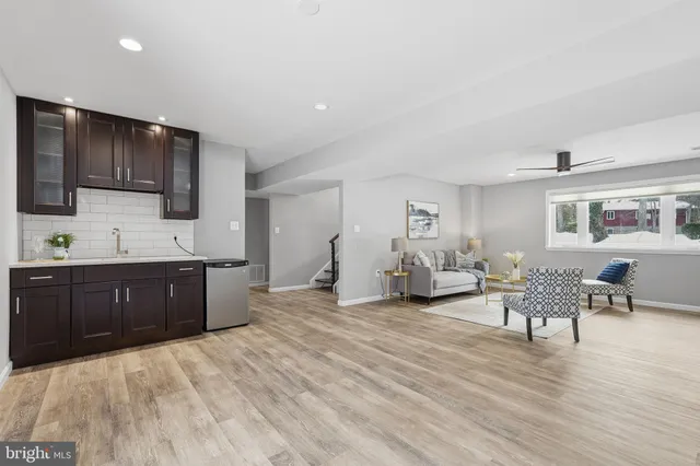 $1,050,000 | 1411 Aldenham Lane, Reston, VA 20190