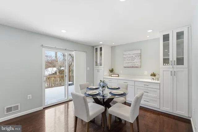 $1,050,000 | 1411 Aldenham Lane, Reston, VA 20190
