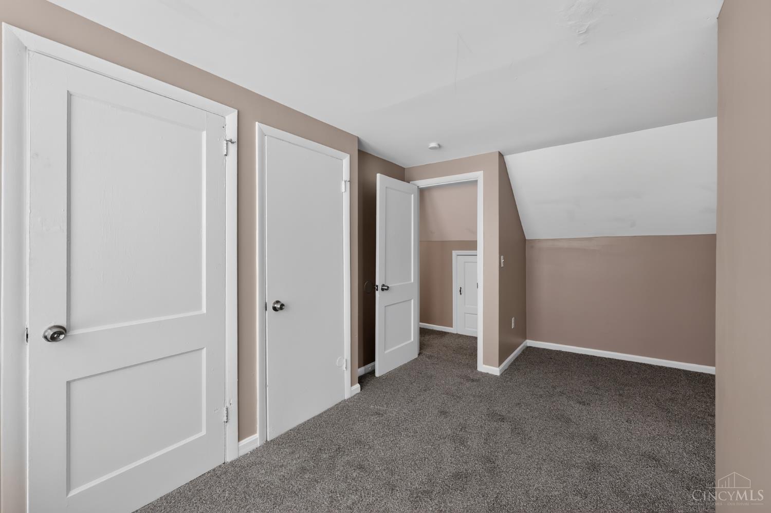 4679 Rapid Run Road Cincinnati, OH 45238 - Photo 25 of 30
