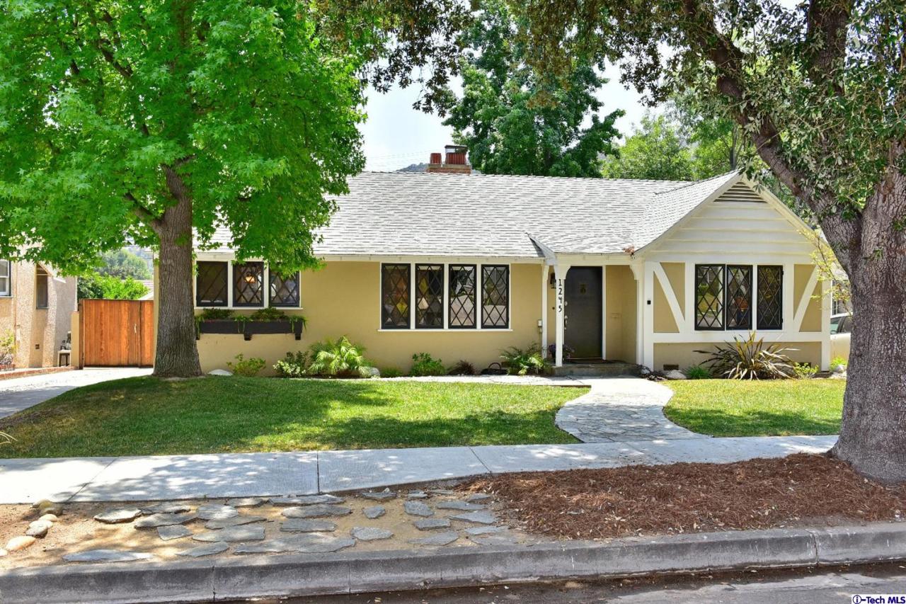 1245 Oak Cir Drive Glendale, CA 91208 - Photo 2 of 31 Additional Photo