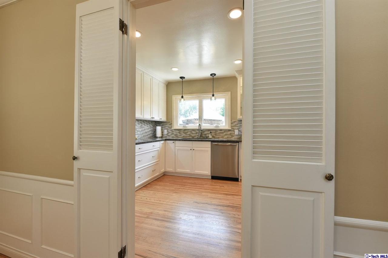 1245 Oak Cir Drive Glendale, CA 91208 - Photo 11 of 31 Additional Photo