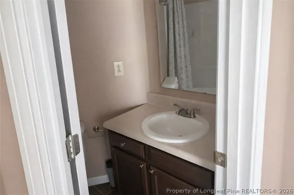 $1,700 | 329 Abbottswood Drive, Fayetteville, NC 28301