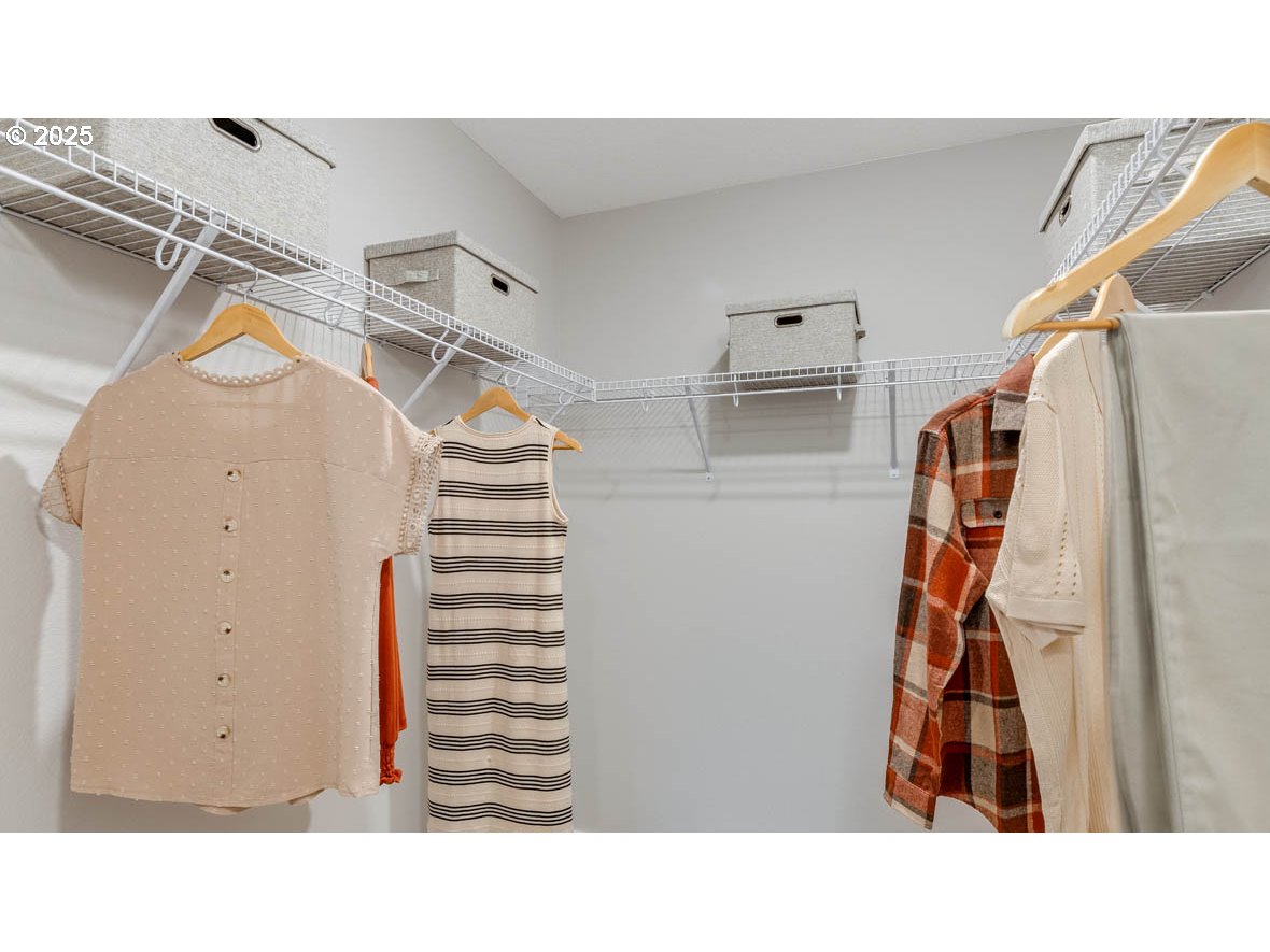 6161 Southeast 15th Street Gresham, OR 97080 - Photo 22 of 34 a black and white photo of a room