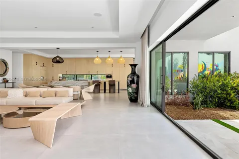 $4,995,000 | 5700 Cypress Road, Plantation, FL 33317