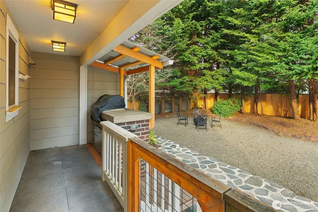 $1,750,000 | 6816 24th Avenue Northeast, Seattle, WA 98115