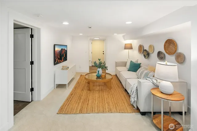 $1,750,000 | 6816 24th Avenue Northeast, Seattle, WA 98115