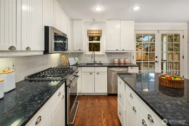 $1,750,000 | 6816 24th Avenue Northeast, Seattle, WA 98115