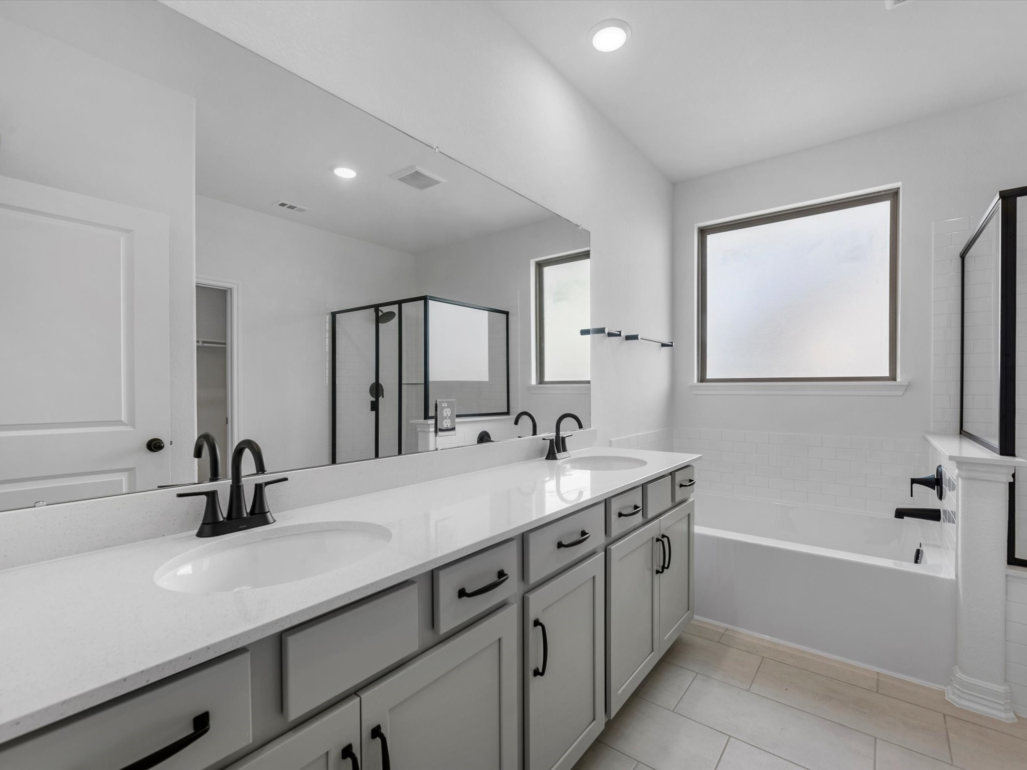 7823 Jade Crest Drive Angleton, TX 77515 - Photo 7 of 23 Representative Photo
