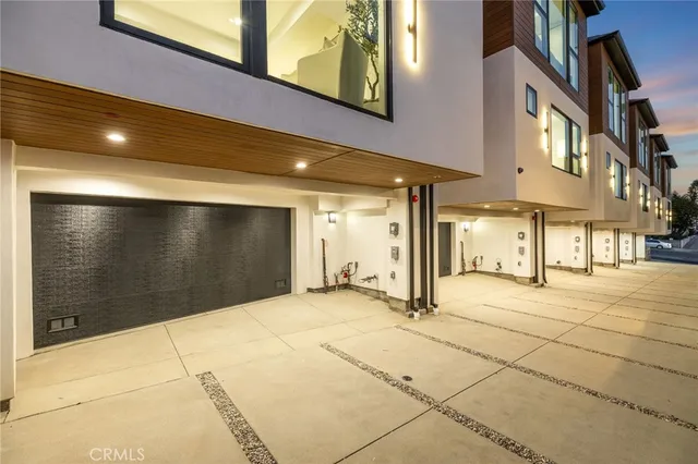 a view of a building