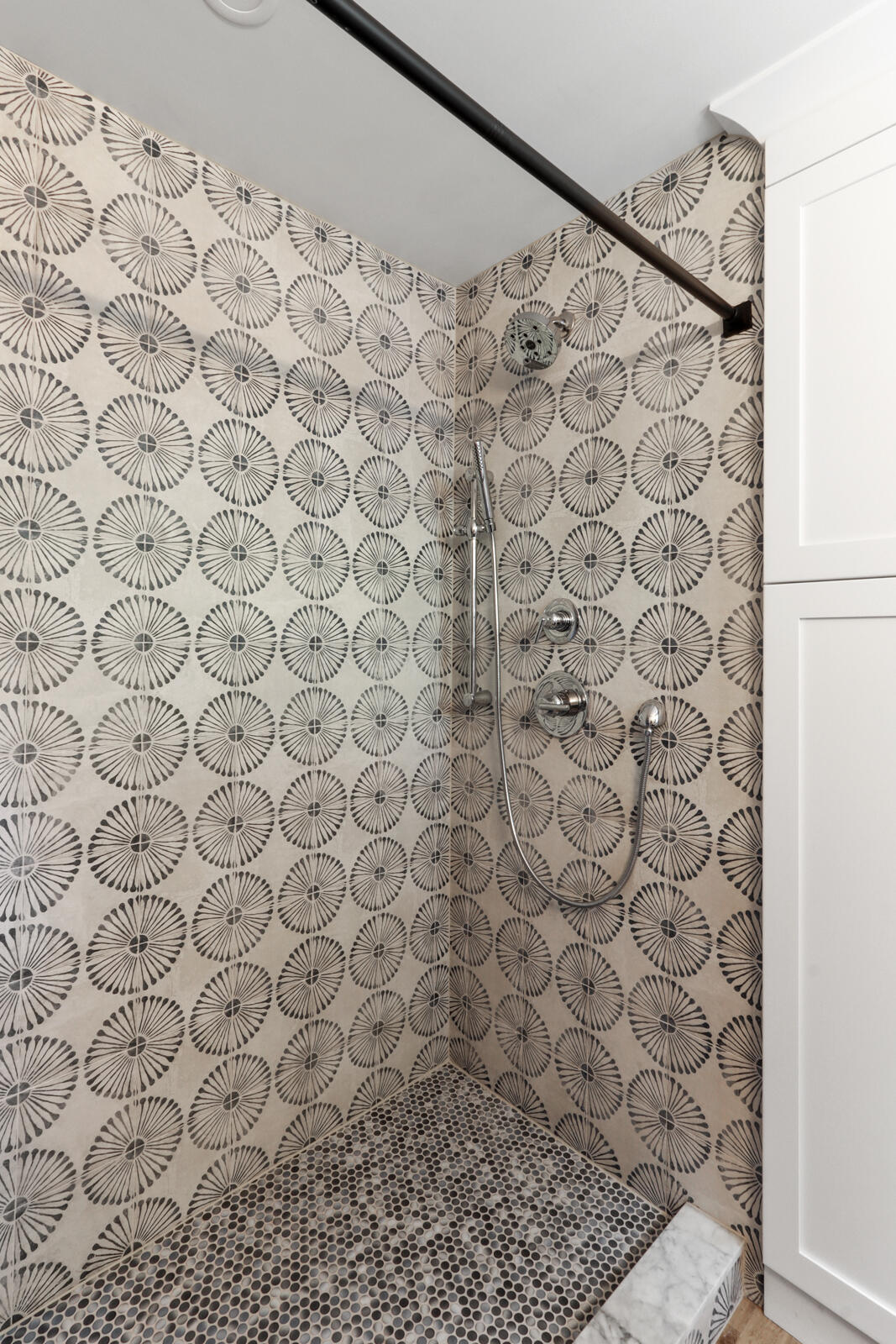 W2186 Wilmers Grove Drive East Troy, WI 53120 - Photo 19 of 26 Fabulous shower tile