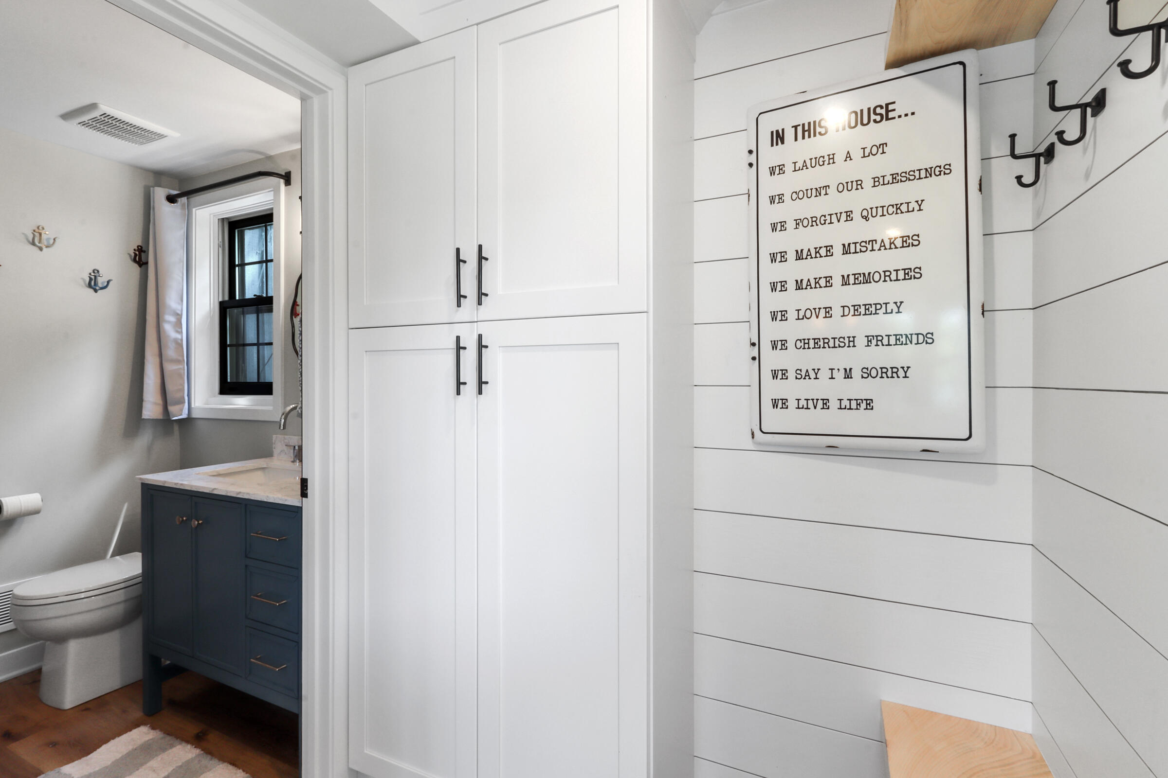 W2186 Wilmers Grove Drive East Troy, WI 53120 - Photo 21 of 26 Entry Zone