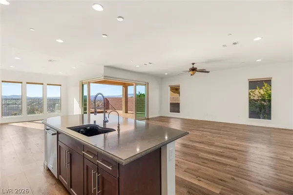 $1,099,990 | 2069 Alto Vista Drive, Henderson, NV 89052