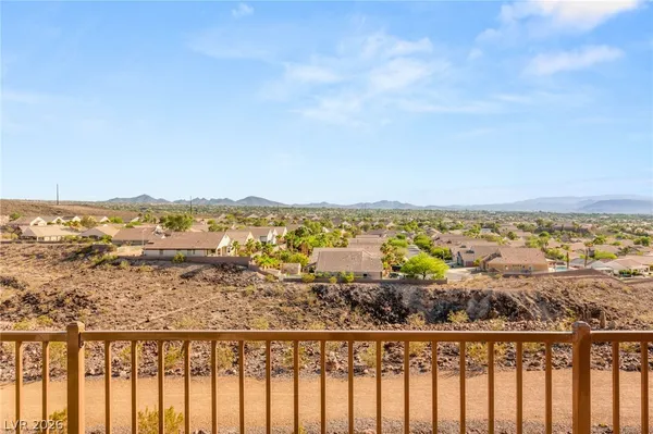 $1,099,990 | 2069 Alto Vista Drive, Henderson, NV 89052
