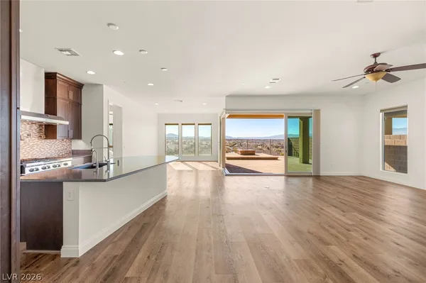 $1,099,990 | 2069 Alto Vista Drive, Henderson, NV 89052