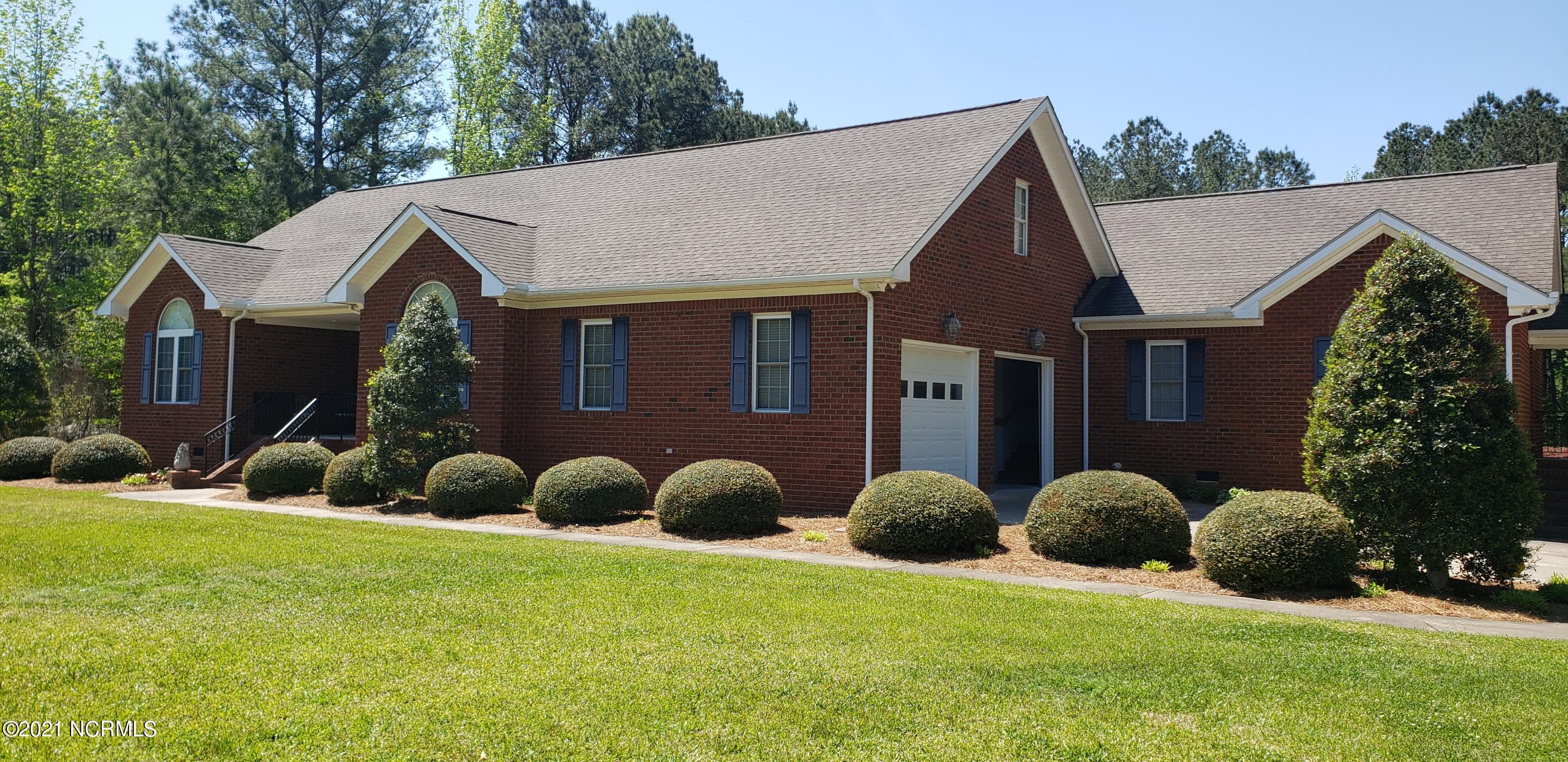 2175 Robersonville Road Washington, NC 27889 - Photo 5 of 111 Frt angle view