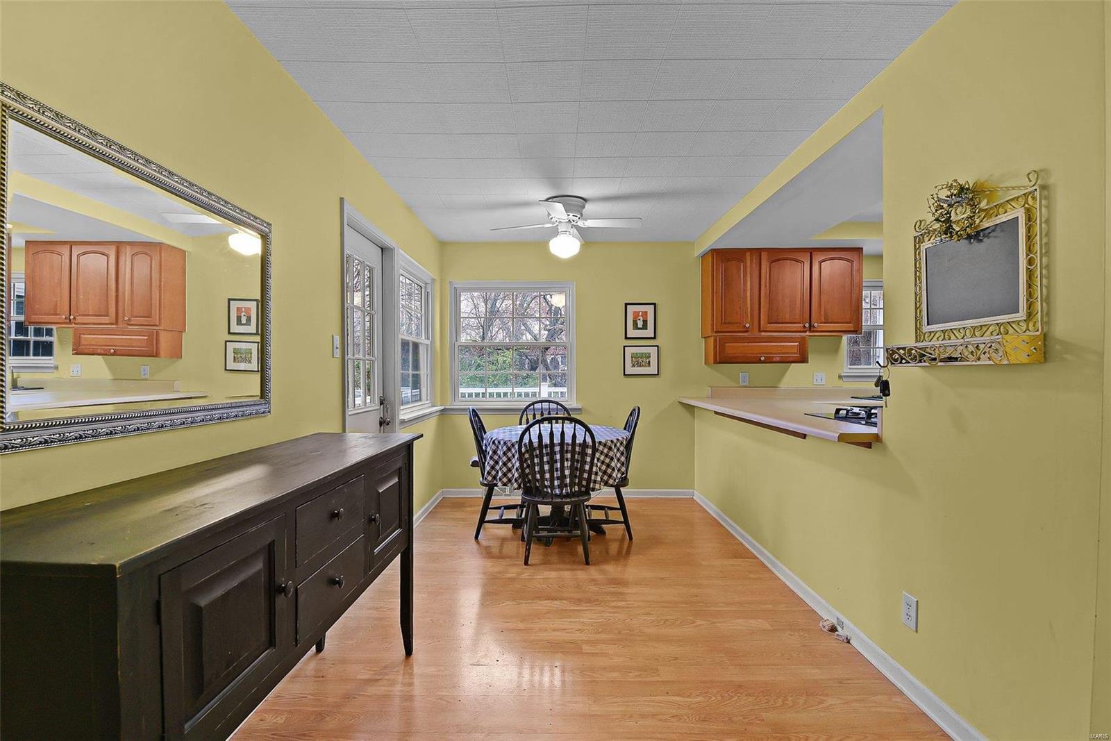 355 Ridgemeadow Drive Chesterfield, MO 63017 - Photo 13 of 30 Gallery Image 13