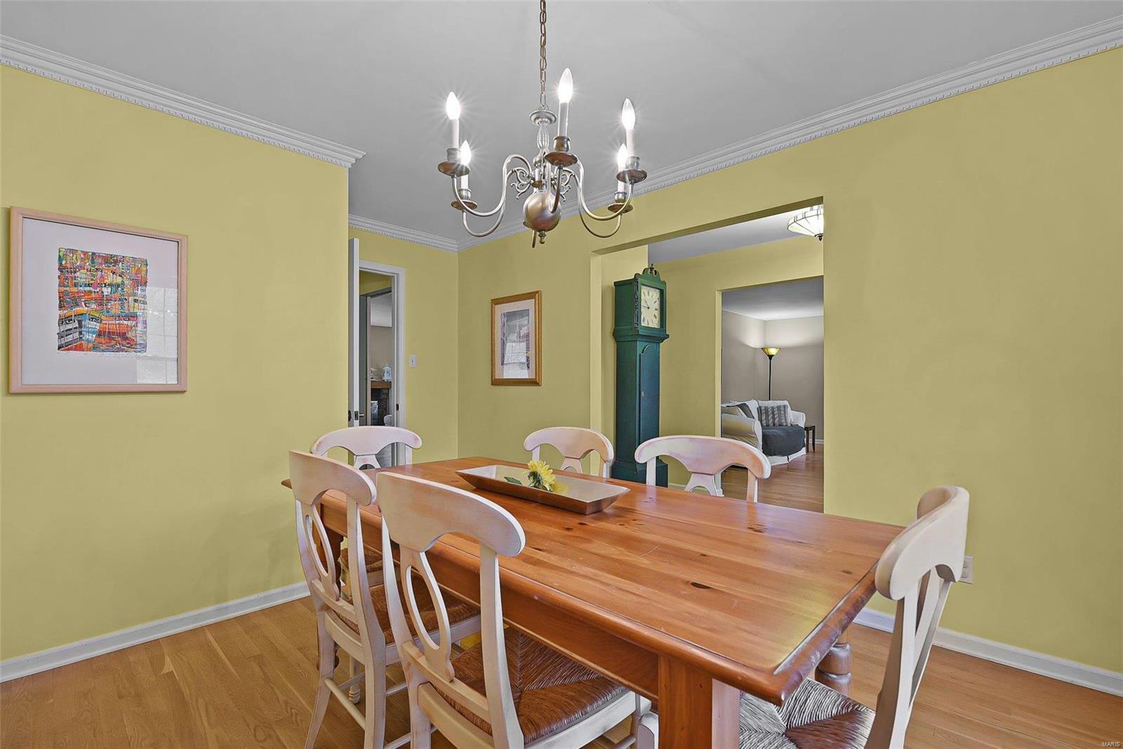 355 Ridgemeadow Drive Chesterfield, MO 63017 - Photo 8 of 30 Gallery Image 8