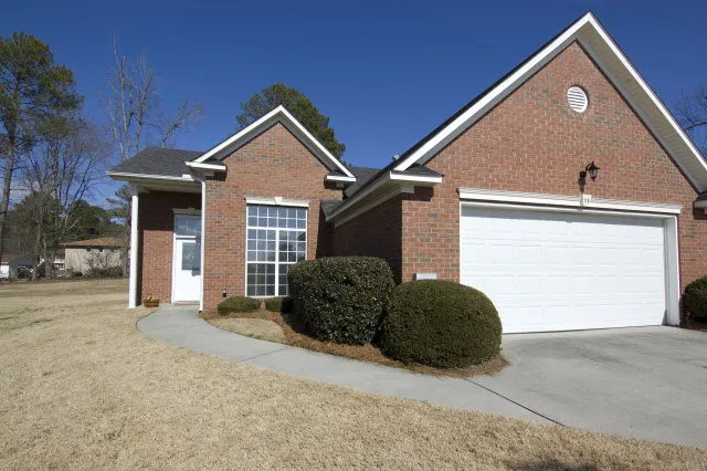 $385,000 | 208 Turpentine Trail, Bloomingdale, GA 31302